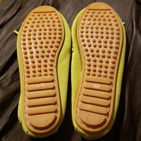 Joe Fresh Green moccasins size 7 - Picture 3 of 4